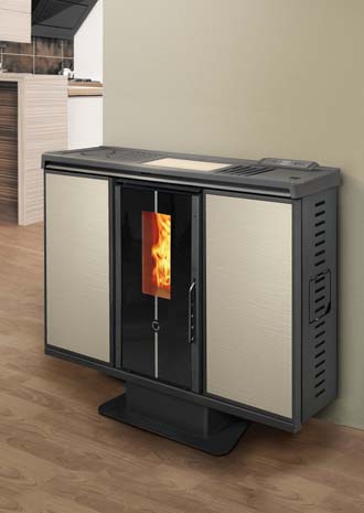 Kaminofen Thermorossi Slim Ambiente